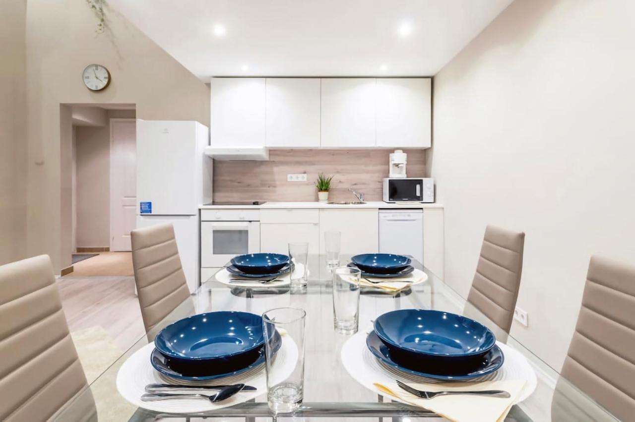 Akacfa 62 Dowtown 2Br Wifi+Ac Daire Budapeşte Dış mekan fotoğraf