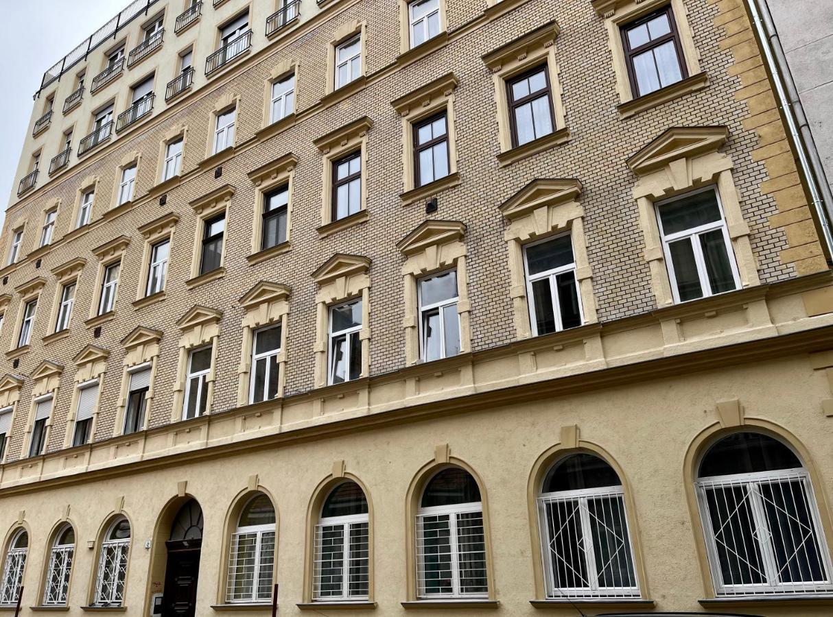 Akacfa 62 Dowtown 2Br Wifi+Ac Daire Budapeşte Dış mekan fotoğraf